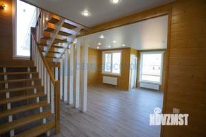 Дом 182м², 2-этажный, участок 14 сот.  