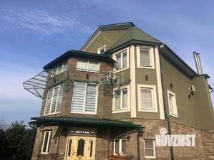 Дом 555м², 4-этажный, участок 15 сот.  