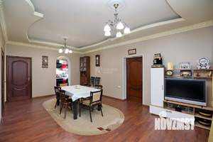 Дом 154м², 2-этажный, участок 8 сот.  