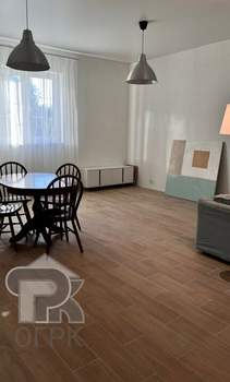 Дом 476м², 3-этажный, участок 5 сот.  