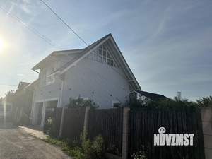Дом 275м², 2-этажный, участок 6 сот.  