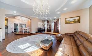 Дом 400м², 3-этажный, участок 12 сот.  