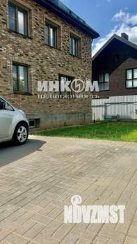 Дом 240м², 3-этажный, участок 10 сот.  