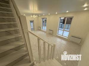 Коттедж 155м&sup2;, 2-этажный, участок 8 сот.  