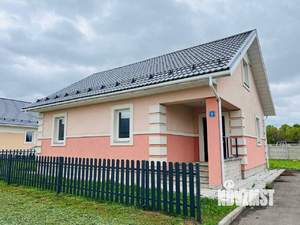 Дом 131м², 2-этажный, участок 8 сот.  