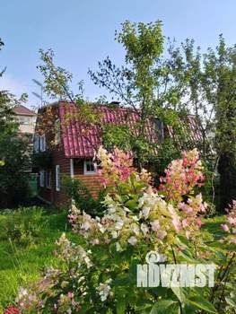 Дом 160м&sup2;, 2-этажный, участок 12 сот.  