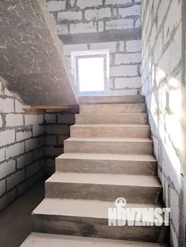 Дом 213м², 2-этажный, участок 9 сот.  