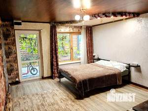 Дом 220м², 3-этажный, участок 6 сот.  