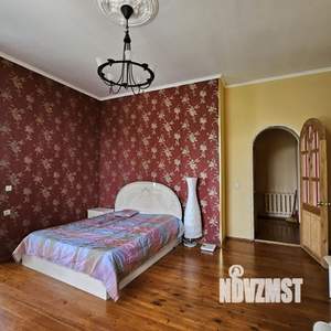 Дом 424м², 4-этажный, участок 26 сот.  