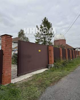 Дом 203м², 3-этажный, участок 10 сот.  