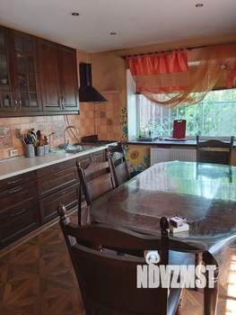 Дом 240м², 2-этажный, участок 7 сот.  