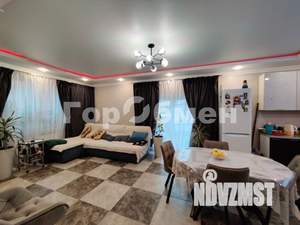 Дом 229м², 3-этажный, участок 4 сот.  