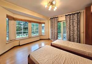 Дом 210м&sup2;, 2-этажный, участок 14 сот.  