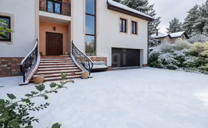 Дом 600м&sup2;, 3-этажный, участок 20 сот.  