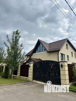 Дом 434м², 3-этажный, участок 8 сот.  