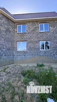 Дом 200м&sup2;, 3-этажный, участок 6 сот.  