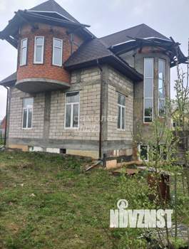 Дом 200м&sup2;, 2-этажный, участок 7 сот.  