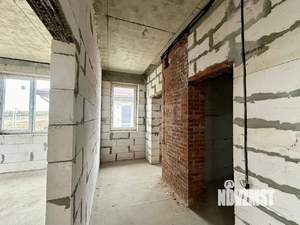 Дом 220м&sup2;, 2-этажный, участок 7 сот.  