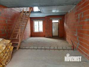 Таунхаус 150м², 3-этажный, участок 2 сот.  