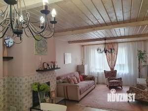 Дом 200м², 2-этажный, участок 15 сот.  