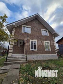 Дом 260м², 2-этажный, участок 12 сот.  