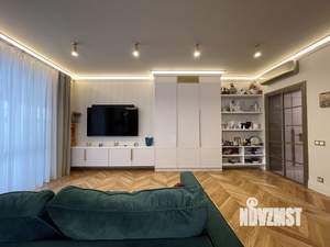 Коттедж 165м², 2-этажный, участок 7 сот.  