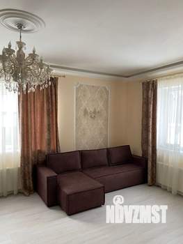 Коттедж 140м², 2-этажный, участок 7 сот.  