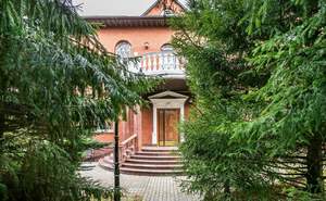 Дом 660м², 3-этажный, участок 41 сот.  