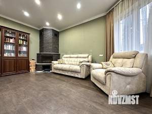 Дом 354м², 3-этажный, участок 10 сот.  