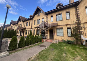 Дом 193м², 2-этажный, участок 2 сот.  