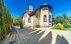 Дом 400м², 3-этажный, участок 12 сот.  