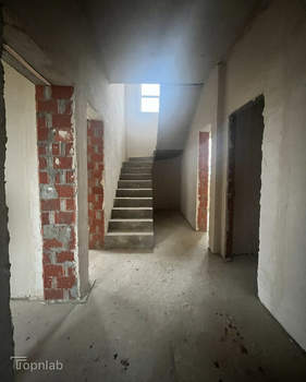 Дом 140м², 2-этажный, участок 8 сот.  