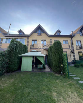 Дом 193м², 2-этажный, участок 2 сот.  