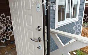 Дом 210м&sup2;, 1-этажный, участок 6 сот.  