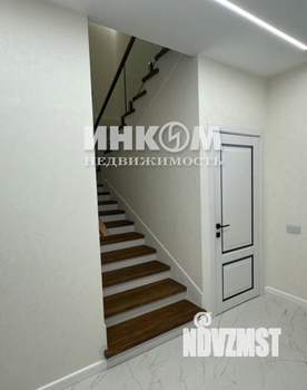 Дом 330м², 2-этажный, участок 13 сот.  