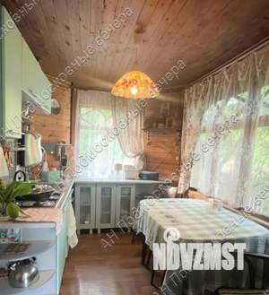 Дом 70м&sup2;, 2-этажный, участок 6 сот.  