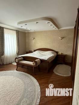 Коттедж 257м², 3-этажный, участок 16 сот.  