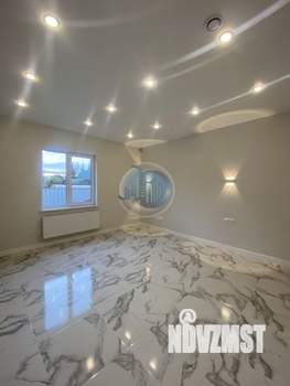 Дом 250м², 2-этажный, участок 8 сот.  