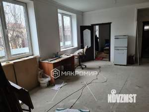 Дом 195м², 3-этажный, участок 6 сот.  