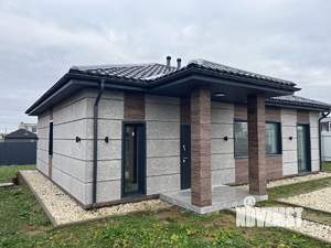 Дом 98м², 1-этажный, участок 6 сот.  