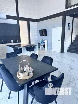 Коттедж 320м², 2-этажный, участок 8 сот.  