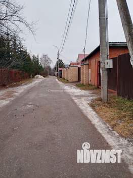 Дом 200м&sup2;, 2-этажный, участок 8 сот.  