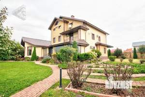 Дом 650м&sup2;, 4-этажный, участок 20 сот.  