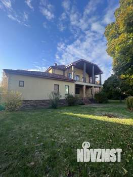 Коттедж 500м&sup2;, 2-этажный, участок 15 сот.  