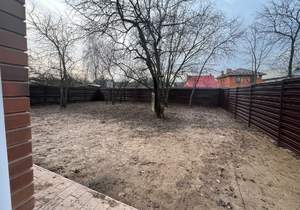 Дом 220м², 3-этажный, участок 6 сот.  