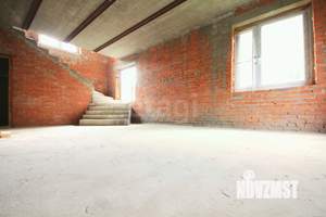 Дом 350м², 4-этажный, участок 6 сот.  