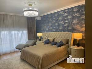 Дом 350м², 2-этажный, участок 12 сот.  