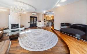 Дом 400м², 3-этажный, участок 12 сот.  