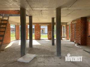 Дом 220м², 2-этажный, участок 8 сот.  