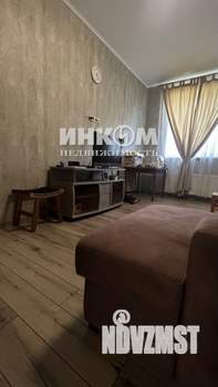 Дом 240м², 3-этажный, участок 10 сот.  